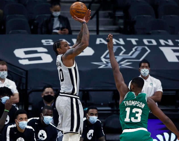  布里奇斯全面发挥，篮网击败猛龙重返东部前六  